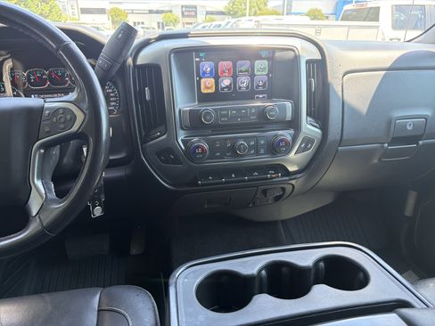 Used 2018 Chevrolet Silverado 1500 LT w/ All Star Edition AWD/4WD image 28