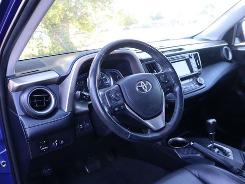 Used 2015 Toyota RAV4 Limited AWD/4WD image 15
