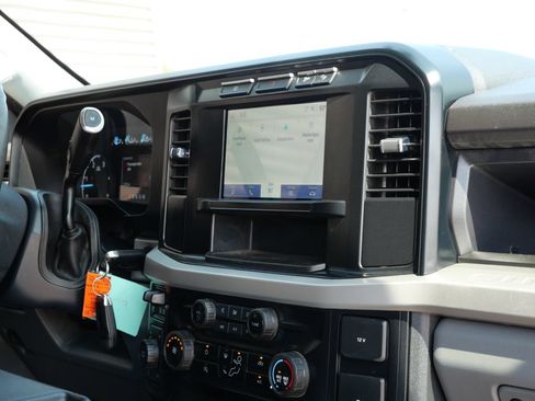 Used 2024 Ford F350 XL w/ FX4 Off-Road Package AWD/4WD image 22