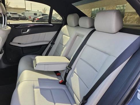 Used 2013 Mercedes-Benz E 350 BlueTEC Sedan image 19