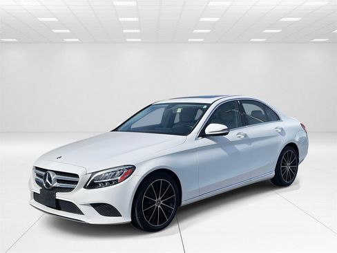 Used 2019 Mercedes-Benz C 300 Sedan image 3