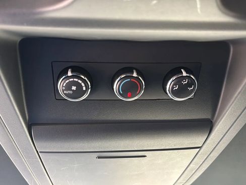 Used 2019 Dodge Grand Caravan GT image 9