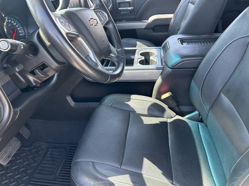 Used 2018 Chevrolet Silverado 1500 LTZ Z71 AWD/4WD image 12