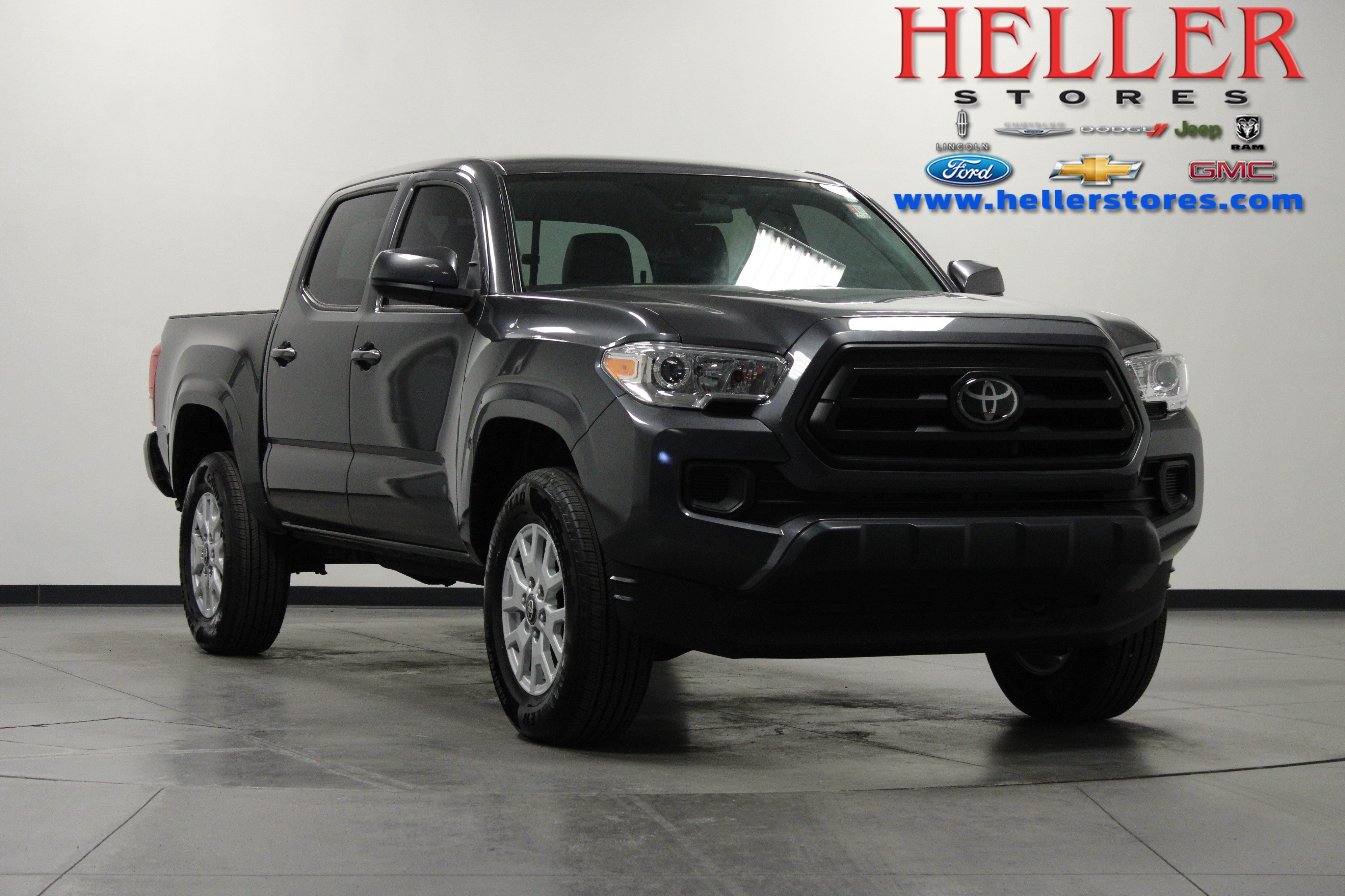 Used 2023 Toyota Tacoma SR RWD image 1
