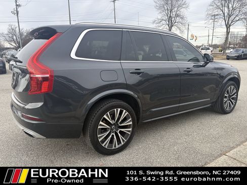 Used 2021 Volvo XC90 T5 Momentum w/ Protection Package Premier image 31