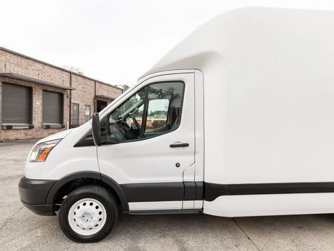 Used 2018 Ford Transit 350 350 HD Cutaway Van 2D w/ Exterior Upgrade Package image 5