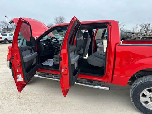 Used 2012 Ford F150 XLT w/ XLT Chrome Pkg image 11