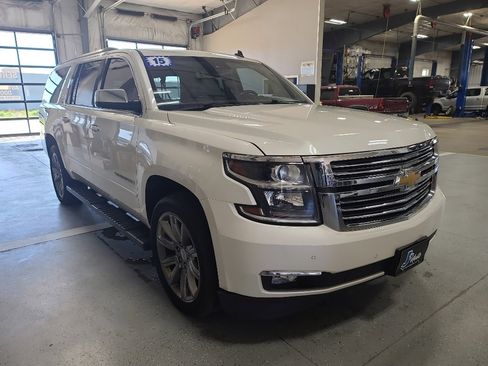 Used 2015 Chevrolet Suburban LTZ AWD/4WD image 4