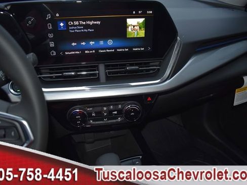 New 2026 Chevrolet Trax LT w/ LT Convenience Package image 25