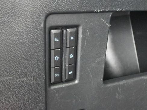 Used 2023 Ford Expedition XLT RWD image 24