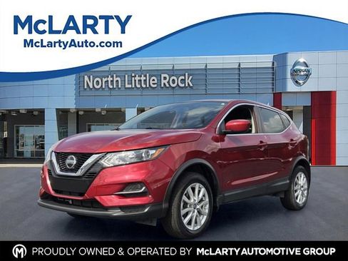 Used 2021 Nissan Rogue Sport S FWD image 1