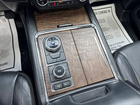 Used 2020 Ford Expedition Platinum image 49