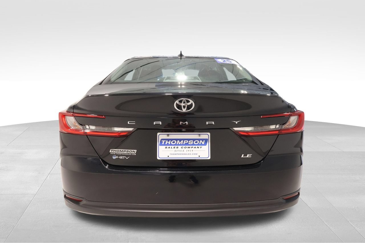 Used 2025 Toyota Camry LE FWD image 3