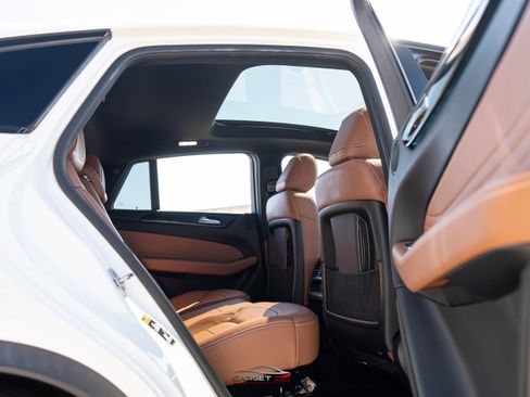 Used 2019 Mercedes-Benz GLE 43 AMG 4MATIC image 19