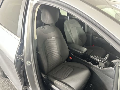 Used 2023 Kia Sportage LX image 31