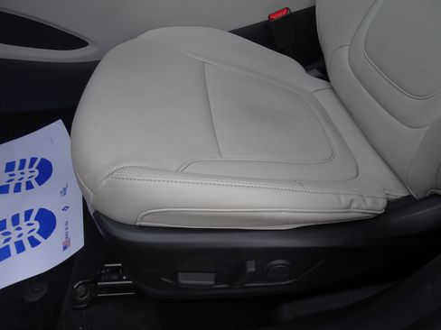 Used 2023 Hyundai Tucson SEL w/ Convenience Package AWD/4WD image 9