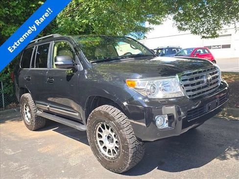 Used 2013 Toyota Land Cruiser AWD/4WD image 1