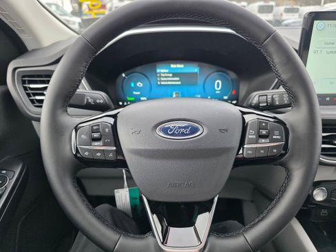 New 2026 Ford Escape SE w/ PHEV Premium Package image 14