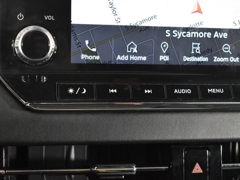 Used 2023 Mitsubishi Outlander SE image 29