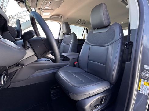 New 2026 Ford Explorer Active w/ Active Comfort Package image 29