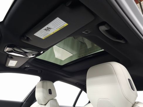 Certified 2025 BMW 530i xDrive 530i xDrive image 13