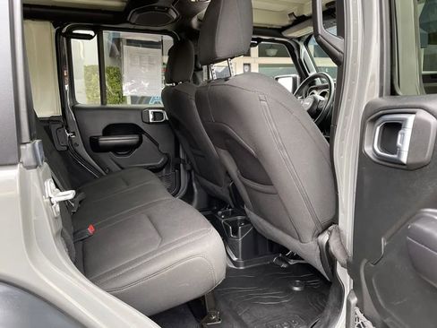 Used 2020 Jeep Wrangler Unlimited Sport S image 20