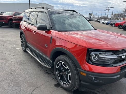 Used 2024 Ford Bronco Sport Outer Banks w/ Tech Package image 4