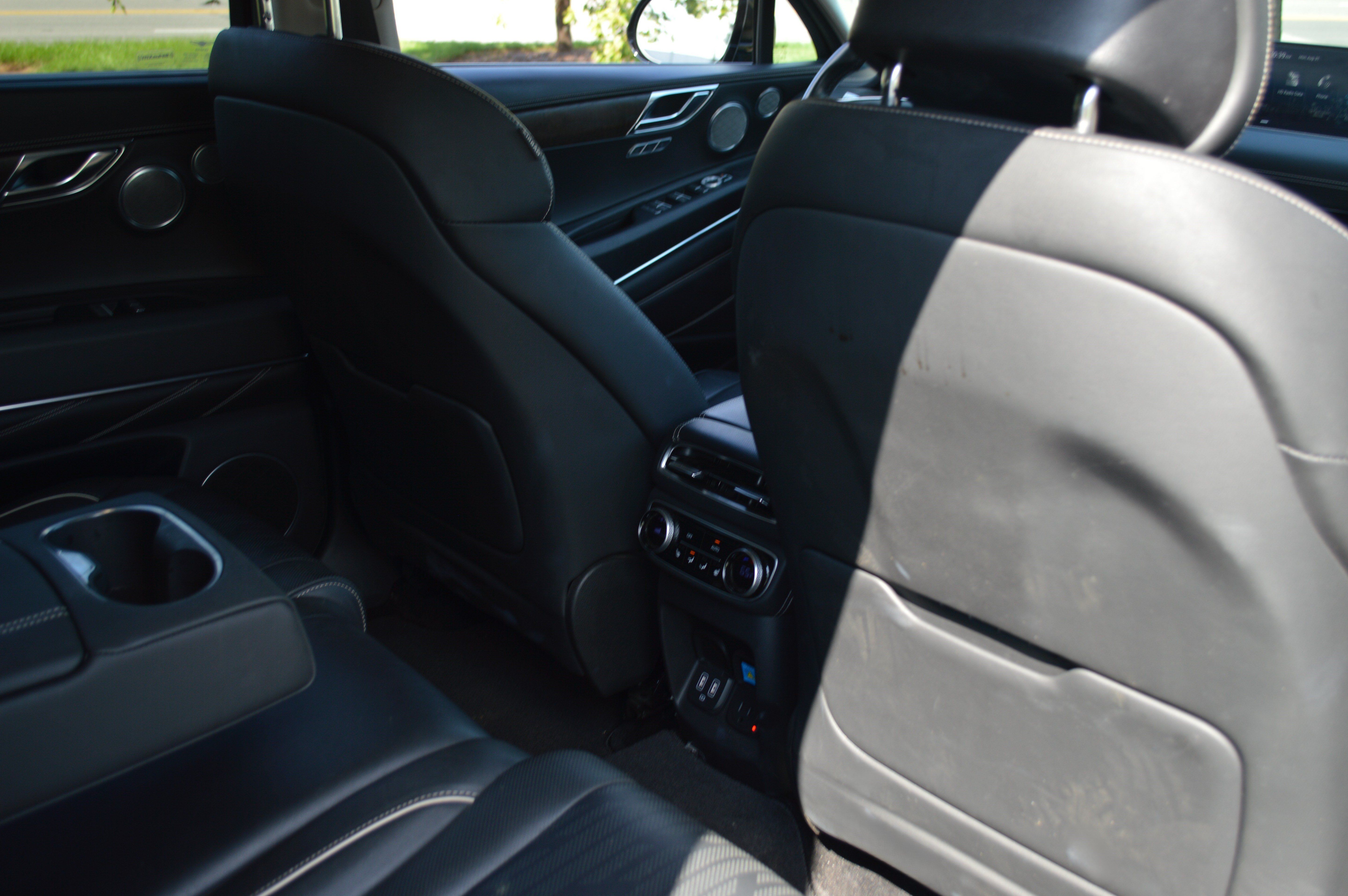Used 2023 Genesis GV80 2.5T w/ Prestige 20" Package AWD/4WD image 34