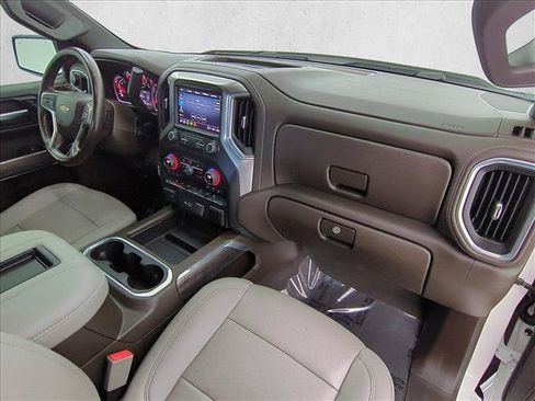 Used 2021 Chevrolet Silverado 1500 LTZ w/ Z71 Off-Road Package AWD/4WD image 24