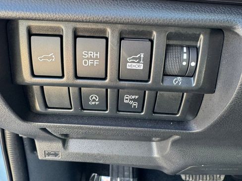 Used 2023 Subaru Forester Premium AWD/4WD image 20