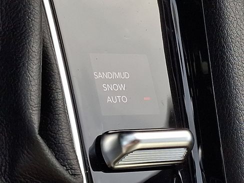 New 2026 Jeep Compass Limited image 12