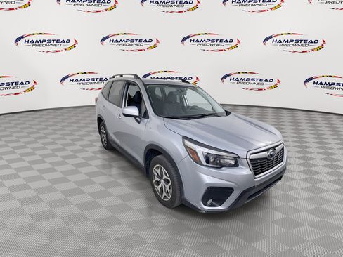 Used 2021 Subaru Forester Premium AWD/4WD image 2