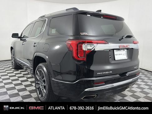 Used 2023 GMC Acadia Denali w/ Black Diamond Edition image 4