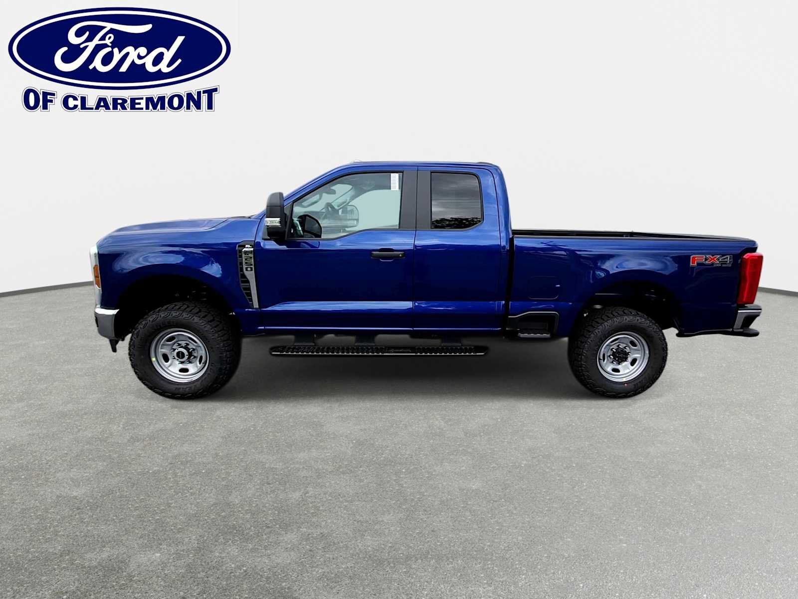 New 2026 Ford F250 XL w/ XL Off-Road Package AWD/4WD image 5