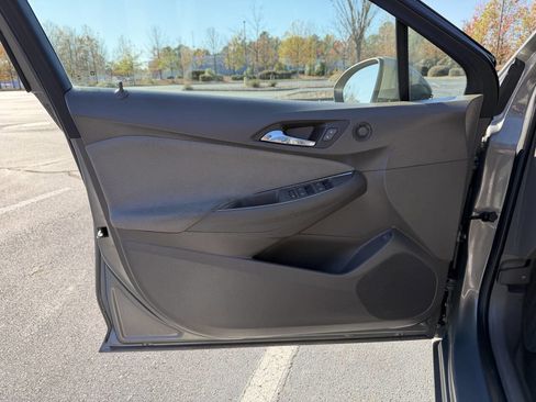 Used 2017 Chevrolet Cruze LT w/ Convenience Package image 13