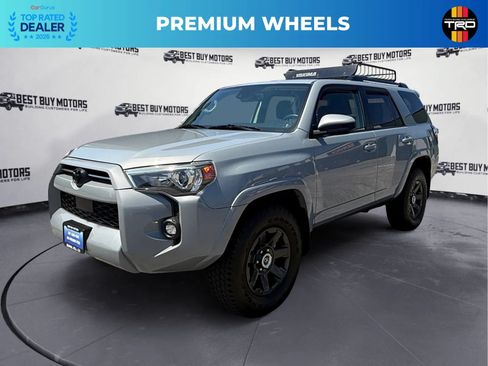 Used 2021 Toyota 4Runner Trail Special Edition AWD/4WD image 3