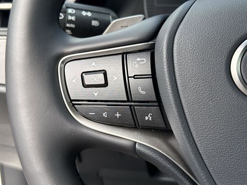 Used 2025 Lexus ES 350 350 w/ Premium Package image 25