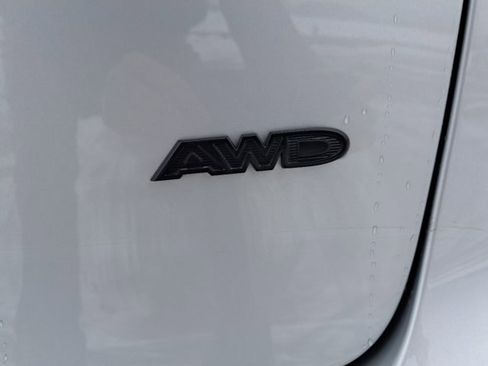 New 2026 Chrysler Pacifica Select image 9