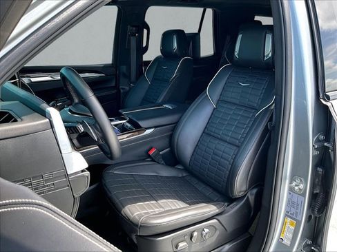 Used 2025 Cadillac Escalade Sport Platinum AWD/4WD image 27