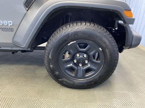 Certified 2021 Jeep Wrangler Unlimited Sport image 40