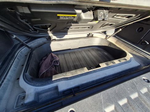 Used 2022 Hyundai Santa Cruz Limited image 9