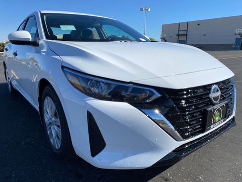 New 2025 Nissan Sentra S image 8