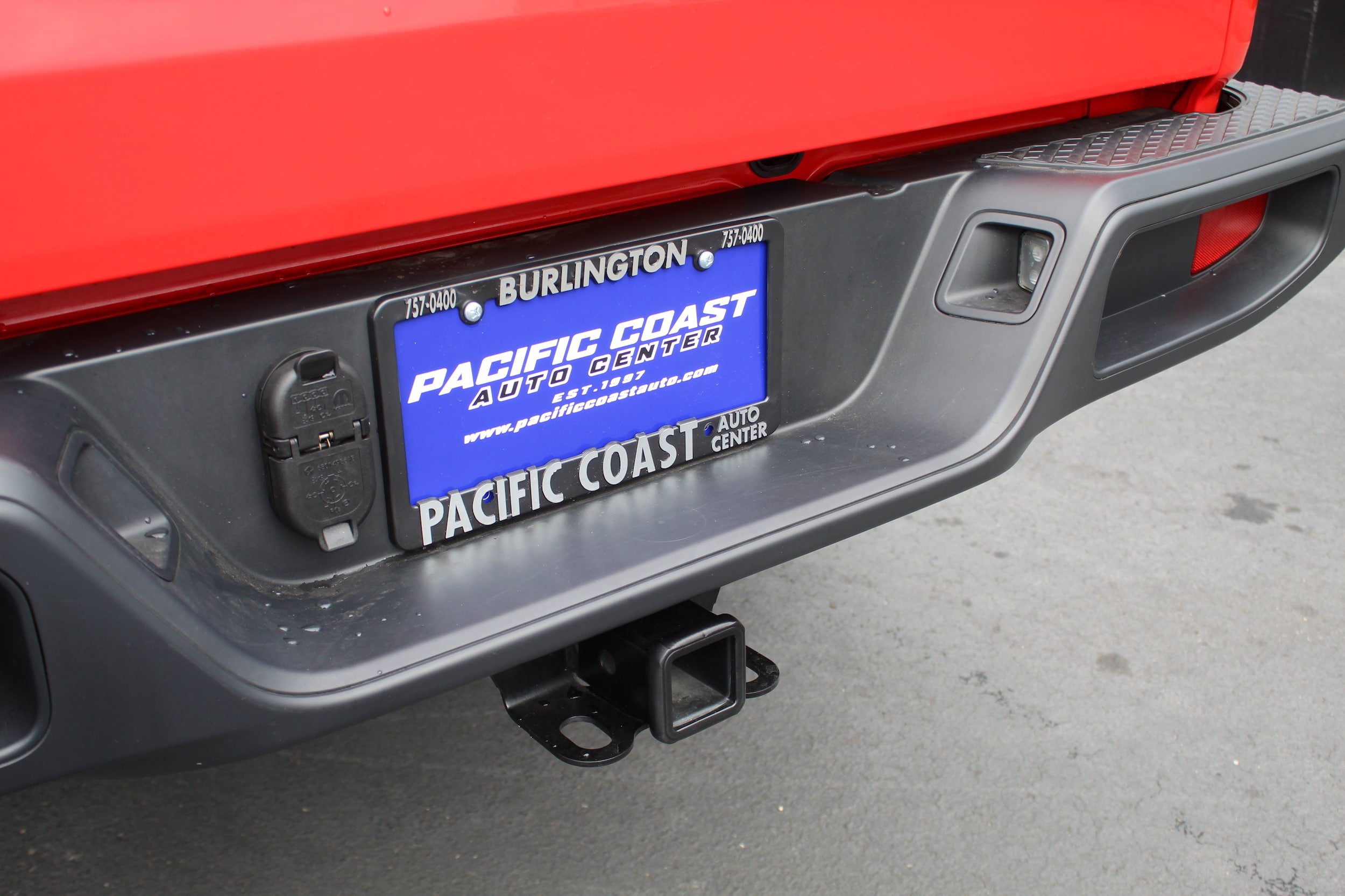 Used 2024 Jeep Gladiator Sport AWD/4WD image 18