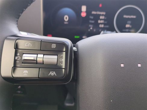 New 2026 Hyundai Ioniq 9 SEL image 32