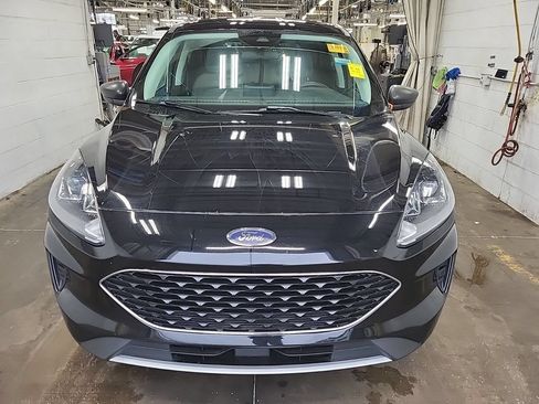 Used 2022 Ford Escape SE AWD/4WD image 2