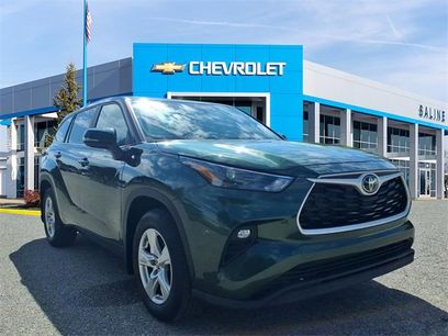 Used 2024 Toyota Highlander LE