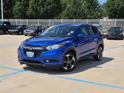 Certified 2018 Honda HR-V EX-L image 2