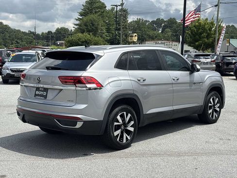 Used 2020 Volkswagen Atlas Cross Sport SE AWD/4WD image 6