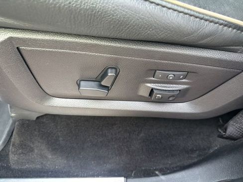 Used 2016 RAM 1500 Limited image 16