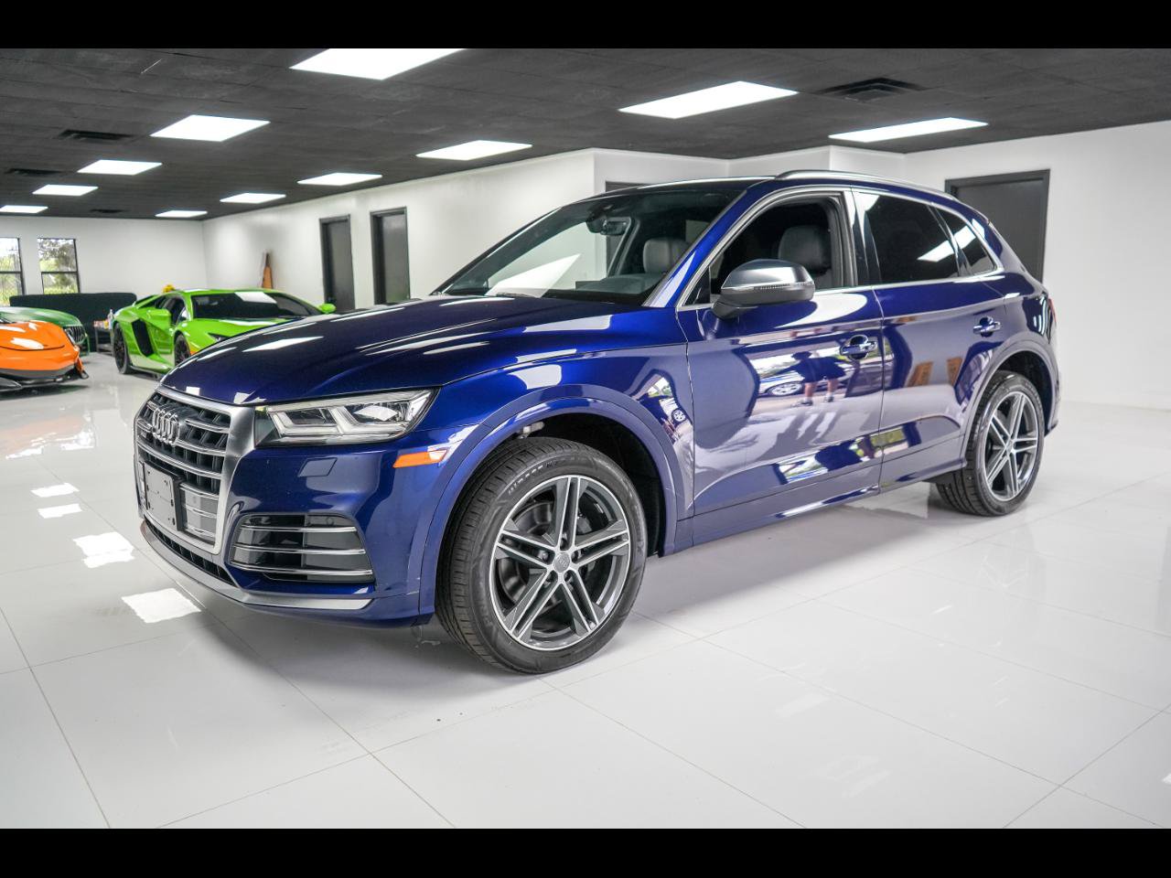 Used 2020 Audi SQ5 Premium Plus w/ Premium Plus Package AWD/4WD image 1